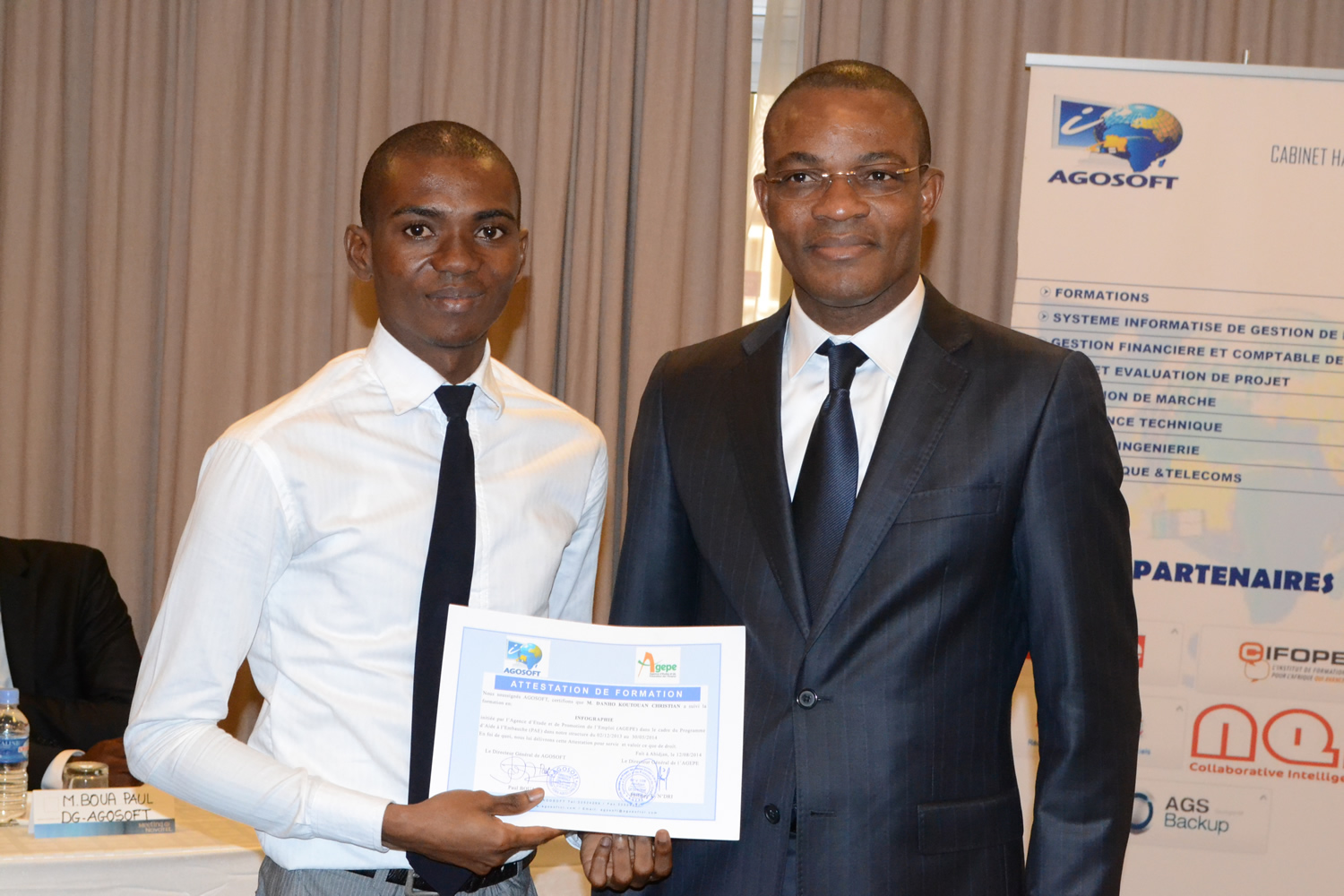 Cérémonie de remise d'attestation de formation